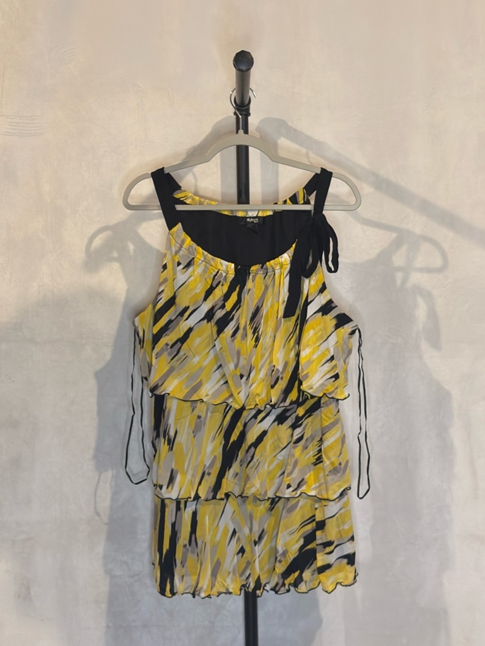 Style & Co. Abstract Tiered Sleeveless Blouse Size 2X